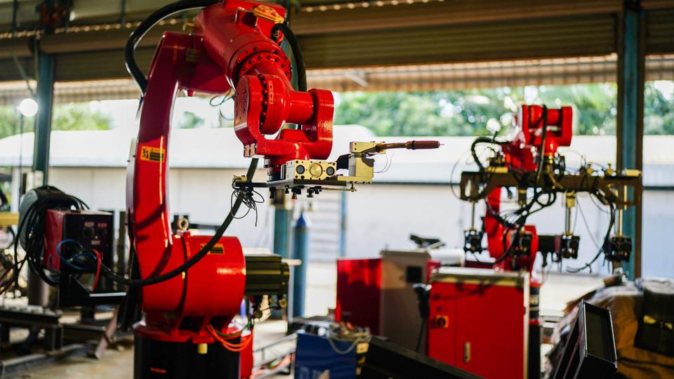 Compolab, automazione e robotica: come sta cambiando il modo di produrre