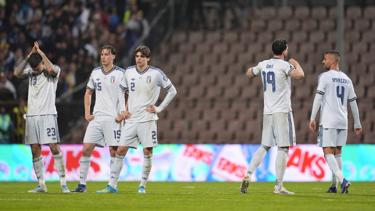 La disperazione sul volto degli azzurri (foto LaPresse)