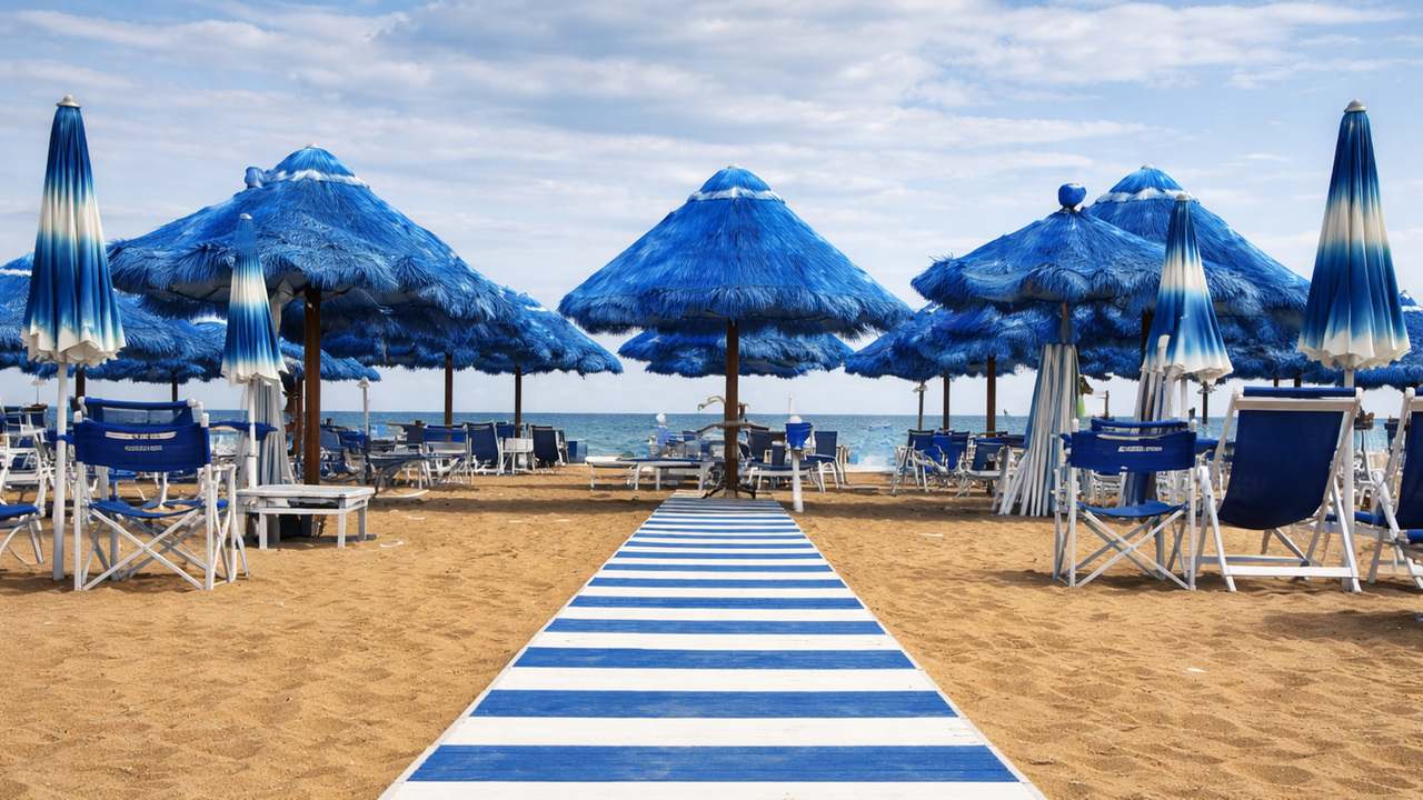 Esclusa dallo stabilimento balneare dopo 46 anni, coppia di 80enni respinta dai gestori: «Preferiscono clienti giovani»