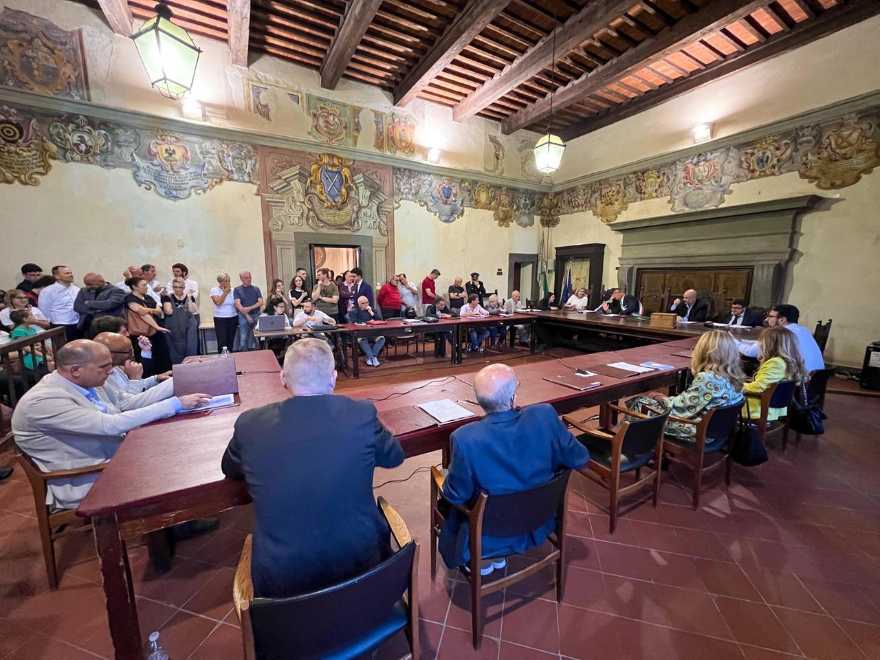 
	Un consiglio comunale a Pescia (foto Nucci)

