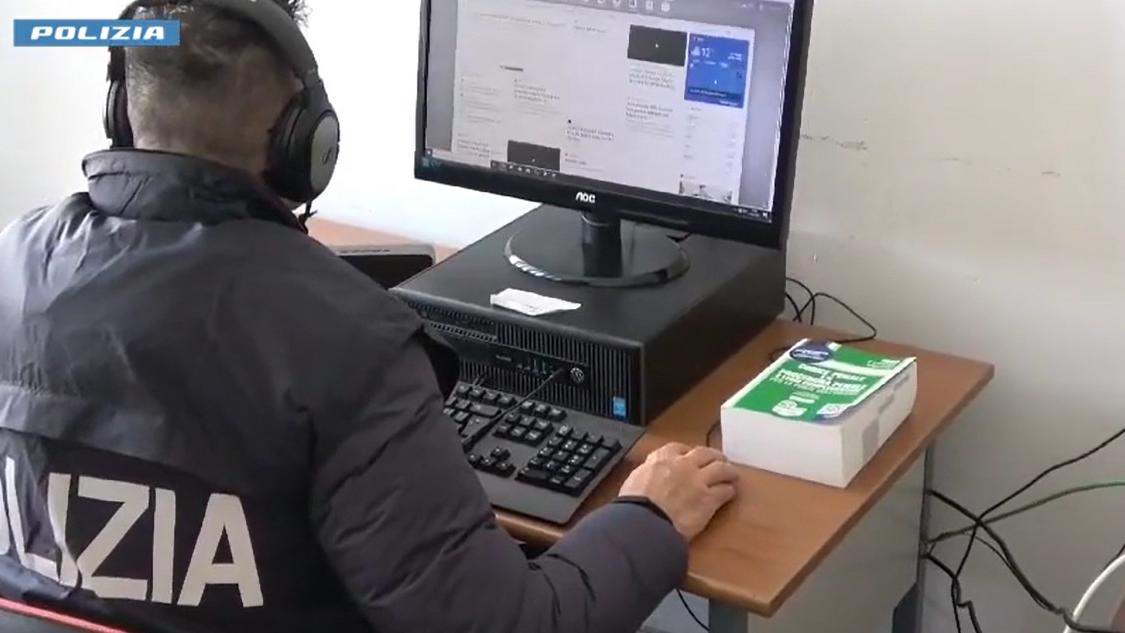 In camera di un 14enne sostanze esplosive, progettava un attentato contro un ufficio pubblico