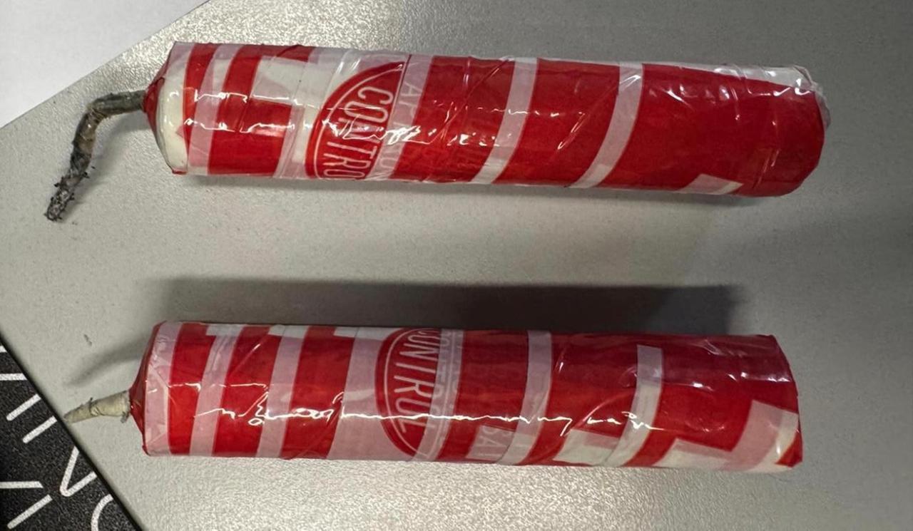 
	I due ordigni artigianali sequestrati dai carabinieri

