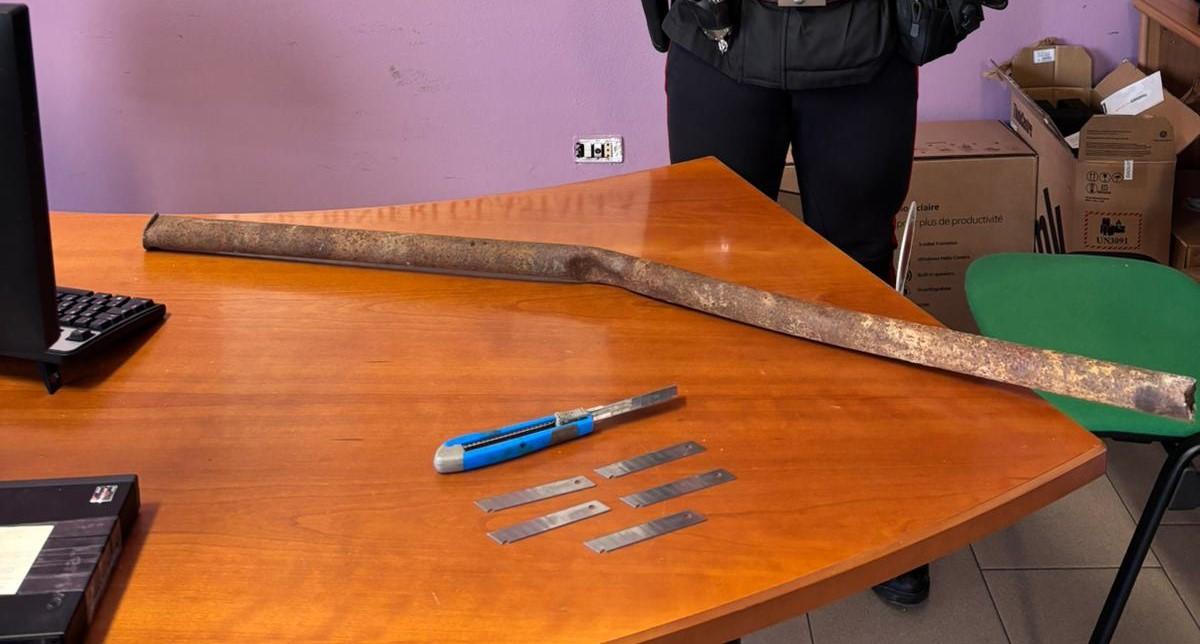 
	Le armi utilizzate nella rissa

