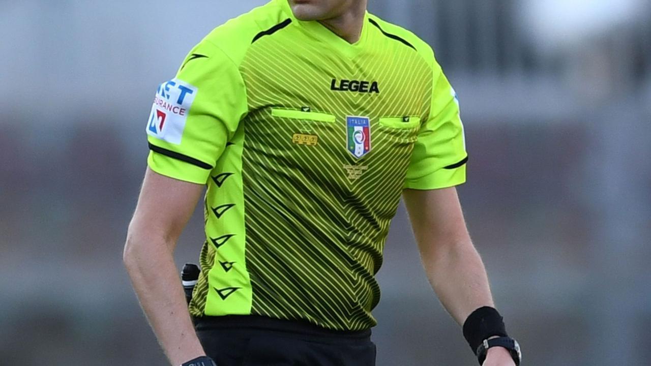 Calcio all’arbitro: due anni di stop