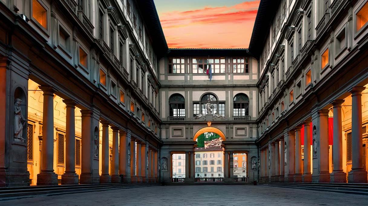 Gli hacker colpiscono le Gallerie degli Uffizi: c’è una richiesta di riscatto. Opere nei caveau e porte murate – Il giallo