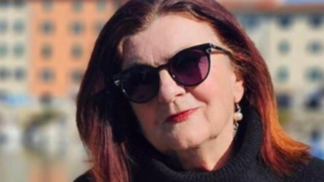 Livorno e i “Riflessi” di una prof in pensione che diventano libro: «Viaggiare è bello, Livorno di più»