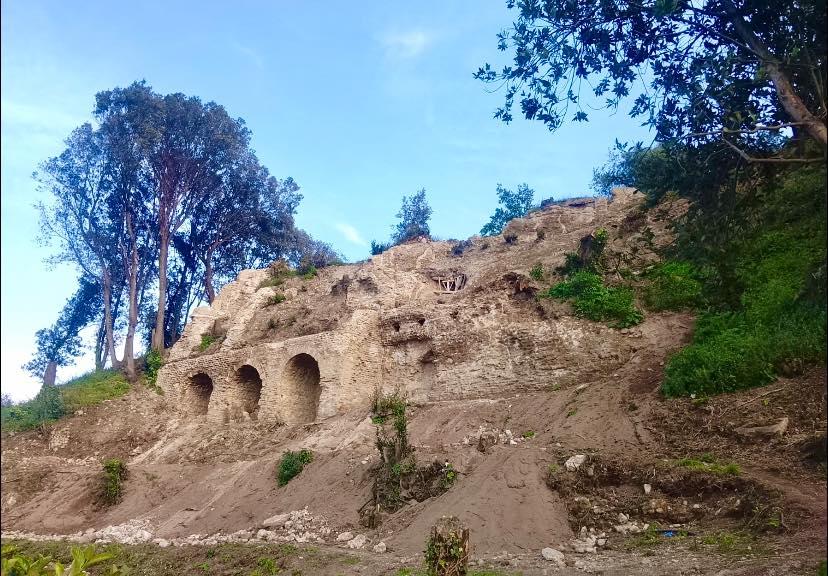 La clamorosa scoperta archeologica, dal terreno confiscato alla camorra spunta la “Montecarlo” dell’impero romano – Ecco chi ci soggiornava