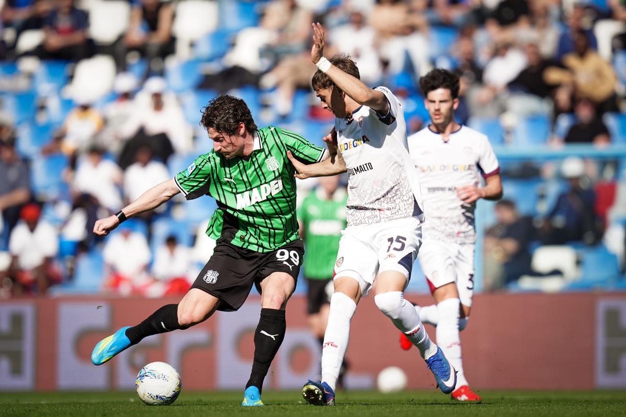 Sassuolo Cagliari 2-1: Palestra ottimo ma predica nel deserto, Deiola a corrente alternata – LE PAGELLE