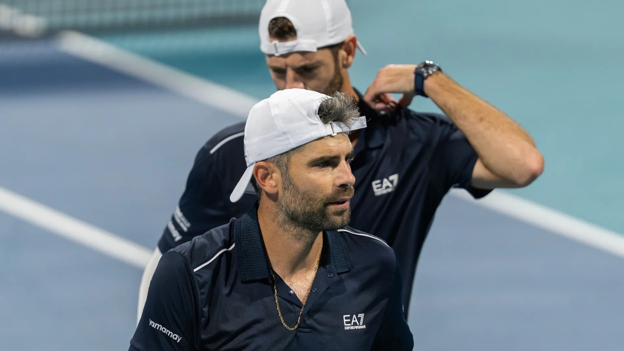 Tennis, lutto per Simone Bolelli: è morto il papà Daniele