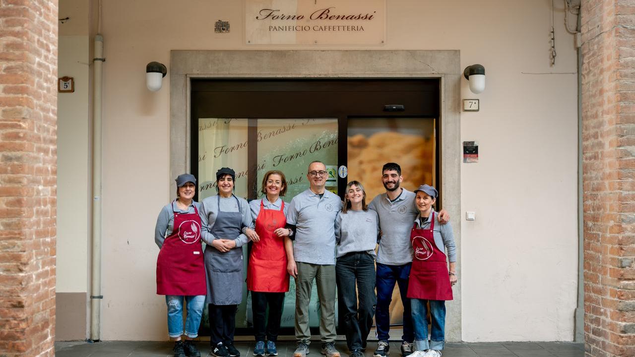 Il Forno Benassi di Correggio compie 90 anni: il suo gnocco è ormai leggendario. Lo cita anche Luciano Ligabue