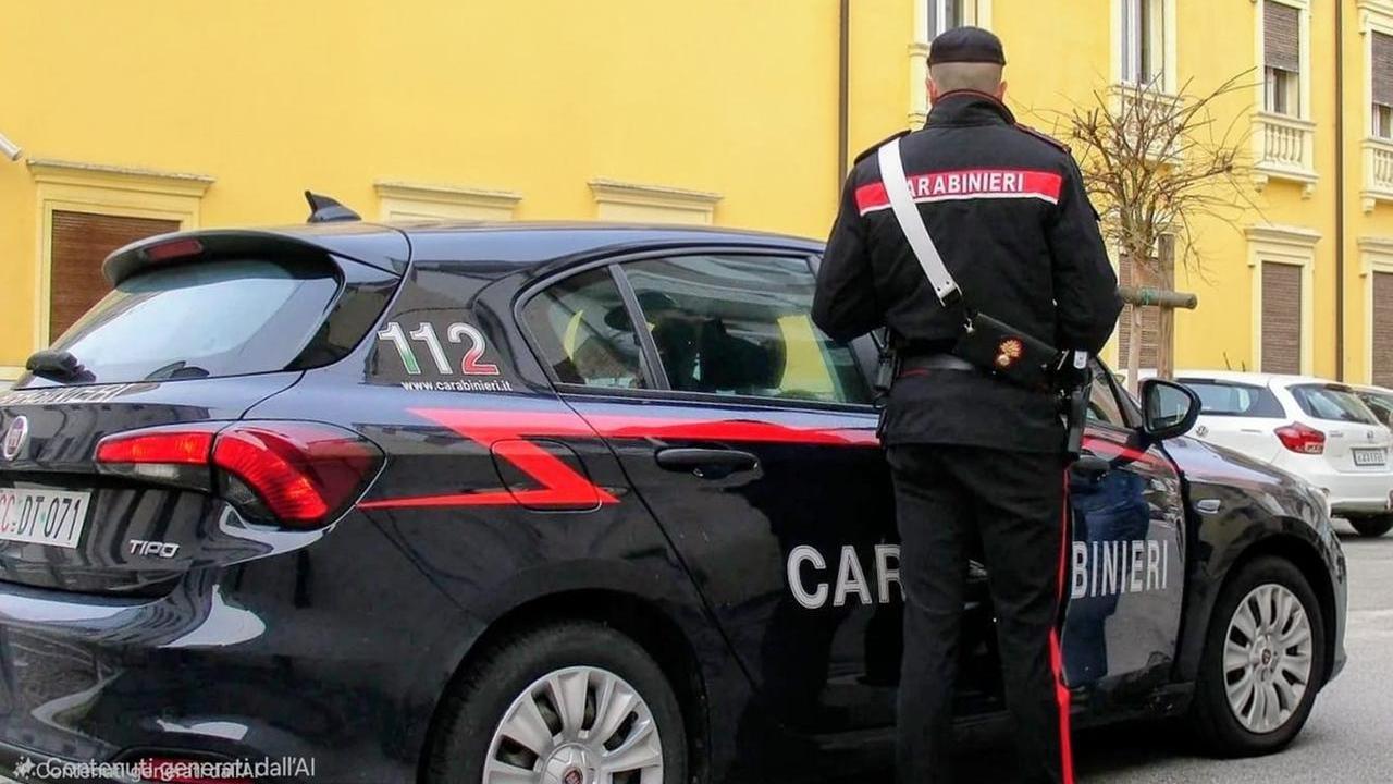 In tasca un etto di cocaina, 22enne arrestato dai carabinieri