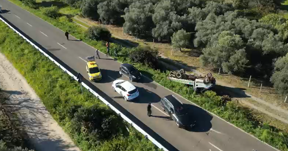 Incidente sulla Statale 196: ferito il conducente di un furgone