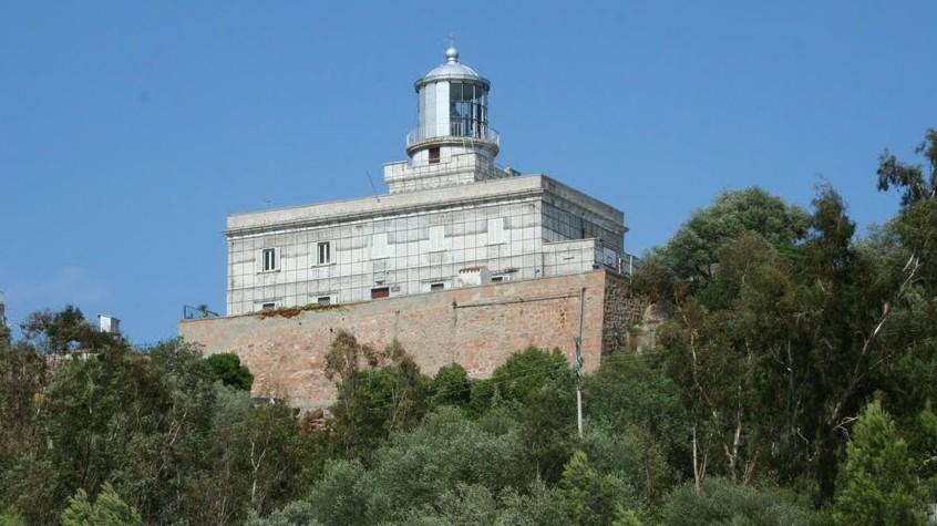 Giornata del mare in Sardegna, la Marina militare apre le porte ai visitatori: ecco che cosa si può vedere e quando – Il calendario