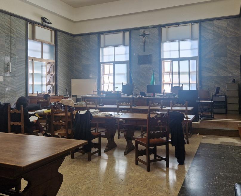 Sassari, esplosivo e armi nascosti in un terreno: allevatore rischia due anni