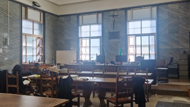 Sassari, esplosivo e armi nascosti in un terreno: allevatore rischia due anni