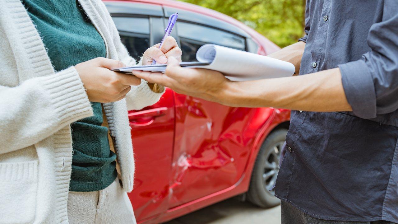 Constatazione amichevole degli incidenti, da oggi c’è l’obbligo del modulo digitale: che cosa cambia e come funziona