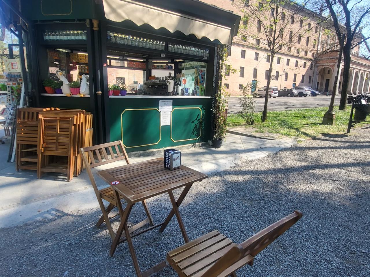 Rissa tra due bande al parco del Popolo. Spunta un coltello. «Qui abbiamo bisogno di più presidio»