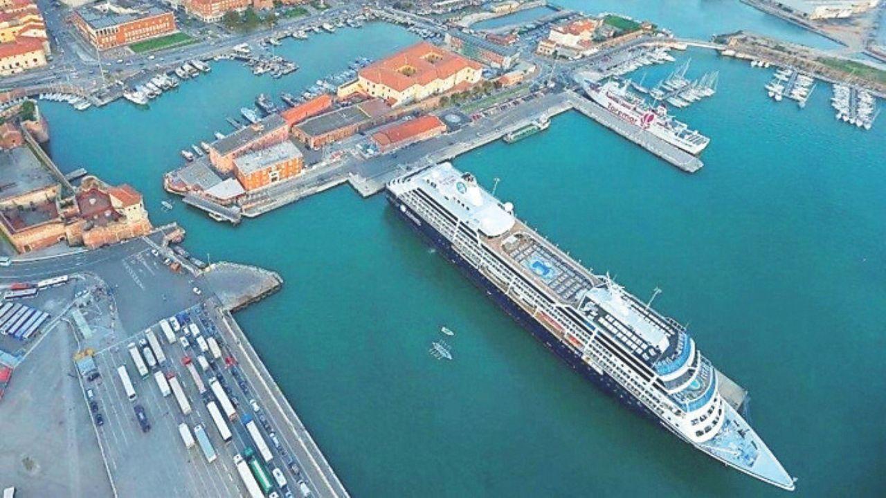 Traghetti per Livorno bloccati in Corsica 