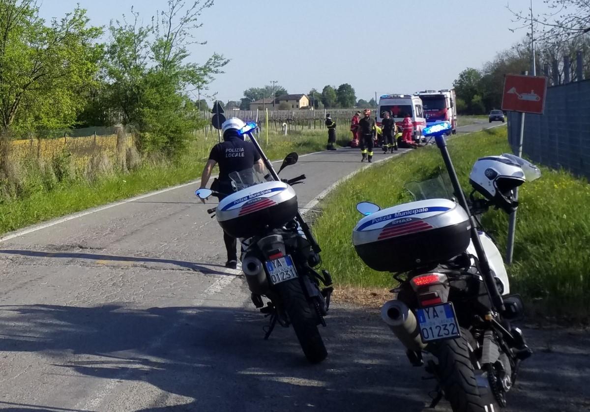 Ciclista trovato morto nel canale a Budrio