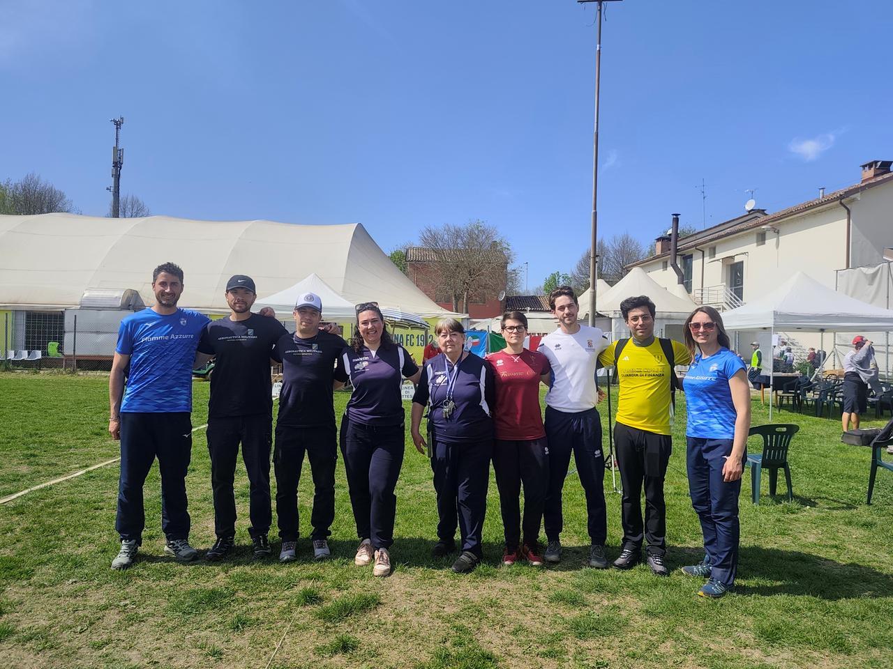 
	I campioni con lo staff degli Arcieri Aquila Bianca alla Polisportiva Saliceta

