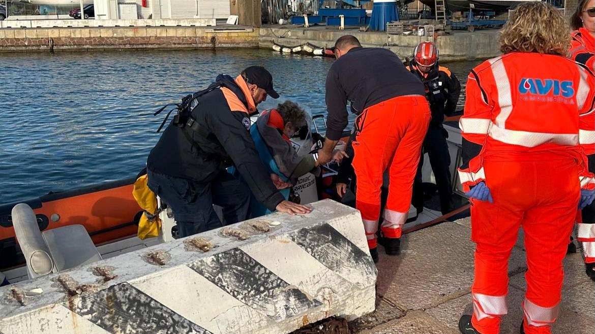Si sente male sulla nave da crociera, passeggera salvata dalla Guardia costiera di Porto Torres