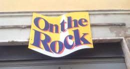 
	Chiude il negozio&nbsp;On The Rock

