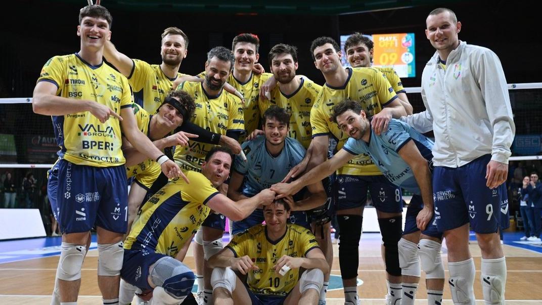 I festeggiamenti per la vittoria contro Cuneo