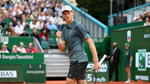 Atp Montecarlo, Sinner piega Auger-Aliassime (6-3 6-4): semifinale contro Zverev