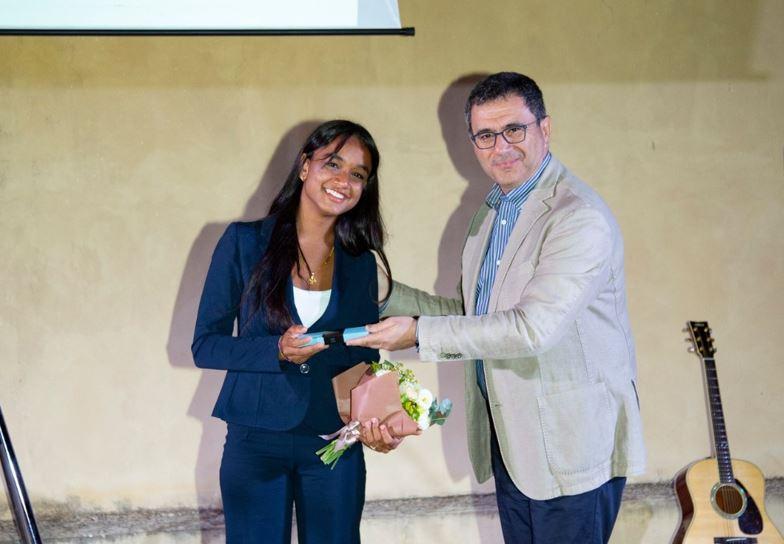 Jasmeen Kaur è Alfiere della Repubblica: la sedicenne di Fabbrico che dà voce ai giovani con la poesia