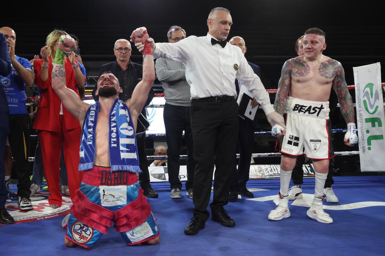 Boxing night a Ferrara, Sapone nuovo campione italiano dei Pesi supergallo