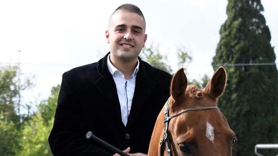 Omar Barranca, 25 anni, morto dopo la caduta da cavallo: la Procura dispone l’autopsia