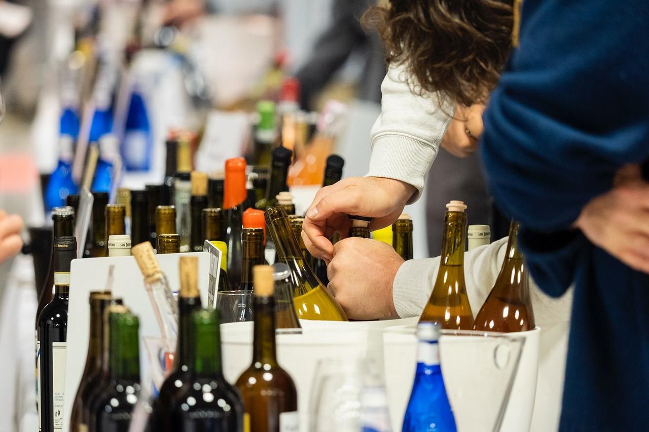 Vinitaly, Sardegna presa d’assalto: padiglione sold out e Cannonau protagonista