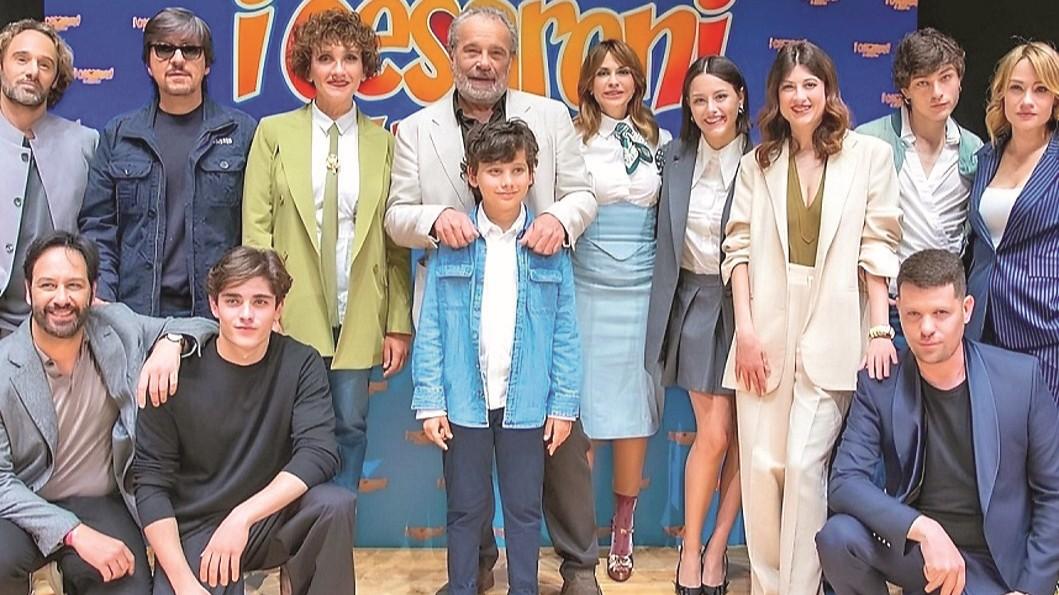 Stasera il ritorno dei Cesaroni: la figlia di Eva e Marco, l’assenza di Cesare, Andrea Arru - La trama e le anticipazioni