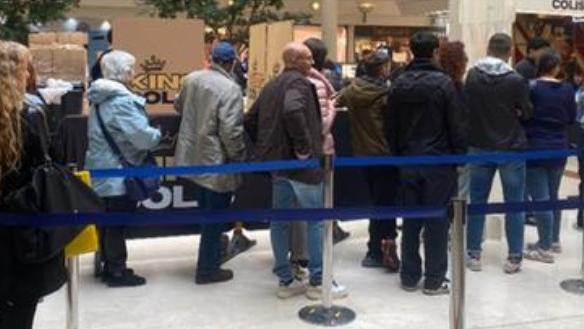 Pacchi smarriti venduti “al buio”. È caccia all’affare