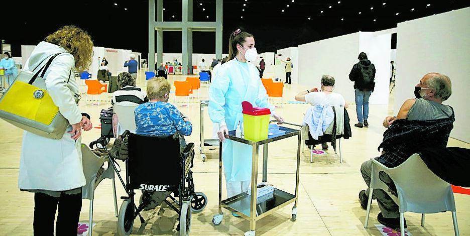 Infermieri e oss no vax sospesi in Toscana: l'Asl deve risarcirli – Perché il provvedimento è stato giudicato illegittimo