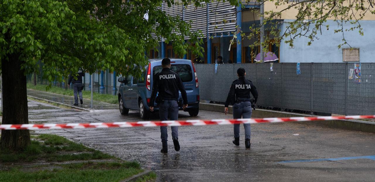 Modena, uomo trovato morto alla scuola elementare Galilei: lezioni sospese