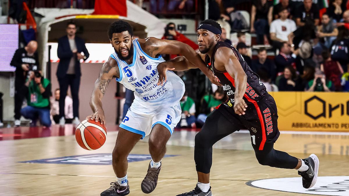 Dinamo, tutto gira contro ma i Giganti devono crederci