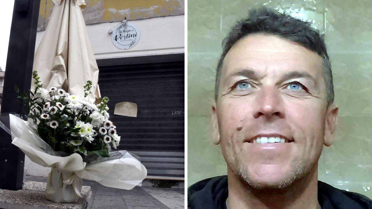Il cartello chiuso per lutto, i fiori in piazza e la vittima (foto Cuffaro)
