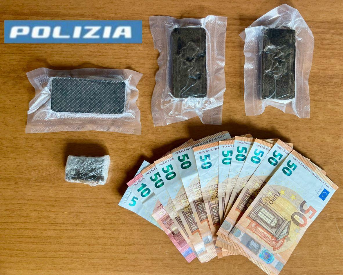 Detenzione e spaccio di droga: un arresto