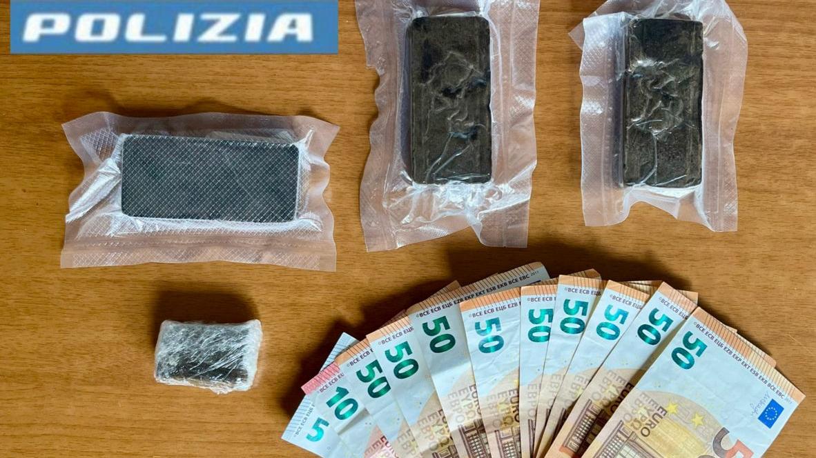 Detenzione e spaccio di droga: un arresto