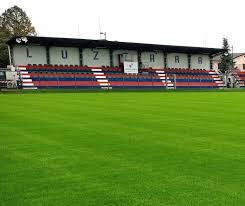 Preso a calci e pugni dopo il gol: 16enne portato in ospedale. «Sanguinava dall’orecchio e dal naso»