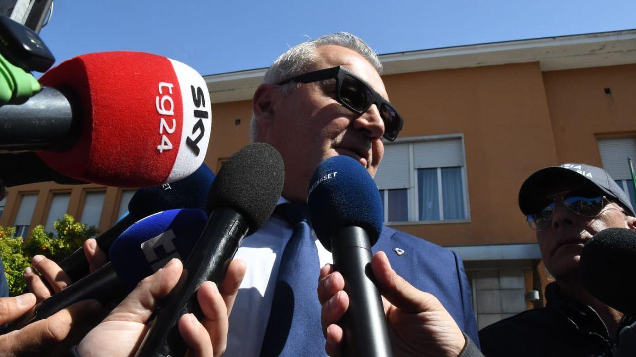 Omicidio Giacomo Bongiorni, il 23enne indagato: «Non siamo stati noi a scatenare la rissa». La giornata degli interrogatori – Diretta