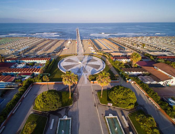 
	Una veduta di Forte dei Marmi

