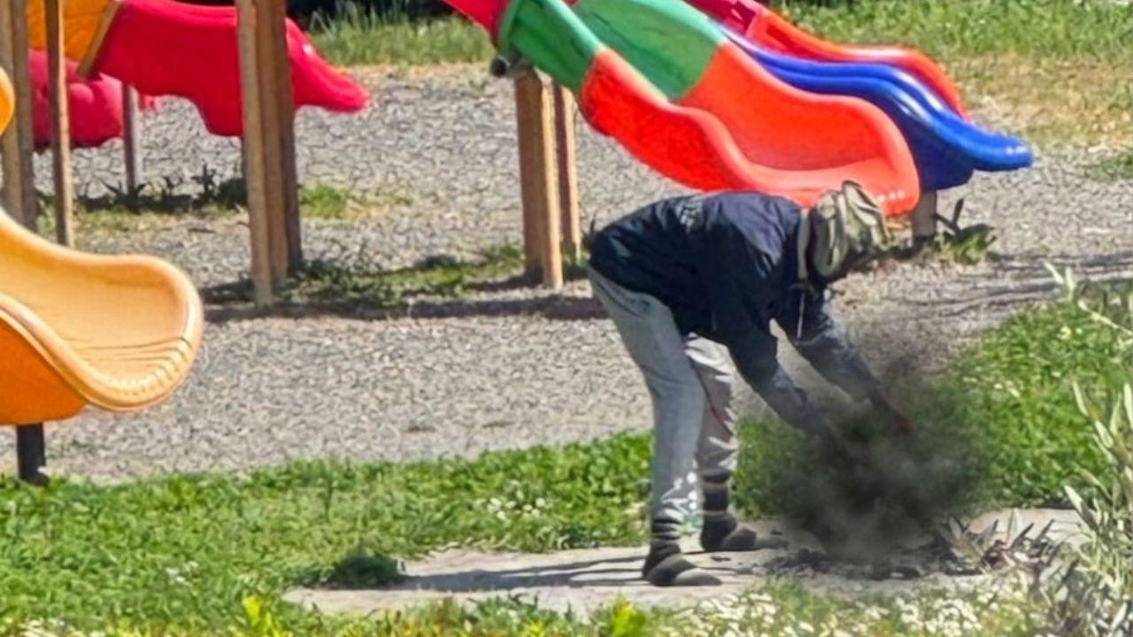 La foto postata dall'assessore Torri sui social per denunciare l'accaduto