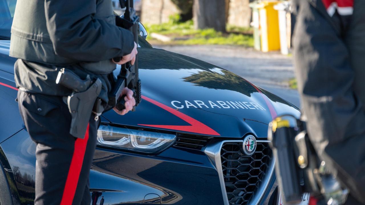 Lucchese di 51 anni in manette con l’accusa di spaccio