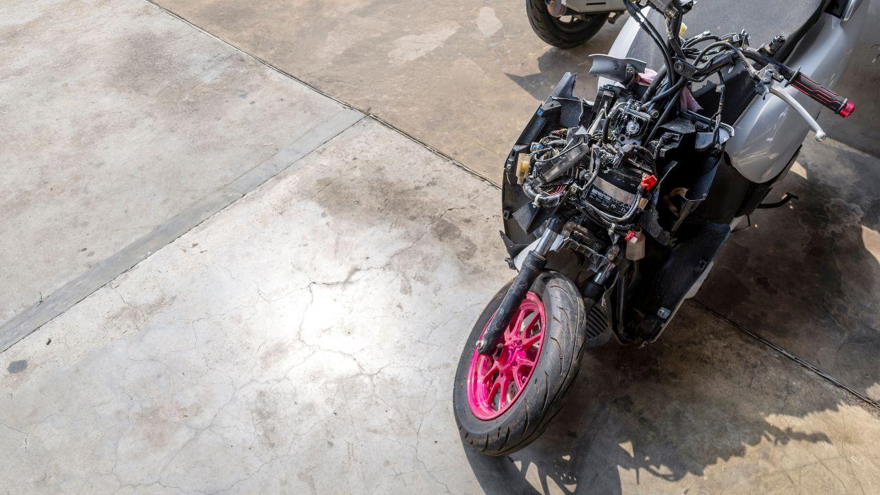 Firenze, muore nello schianto in moto – Chi è la vittima