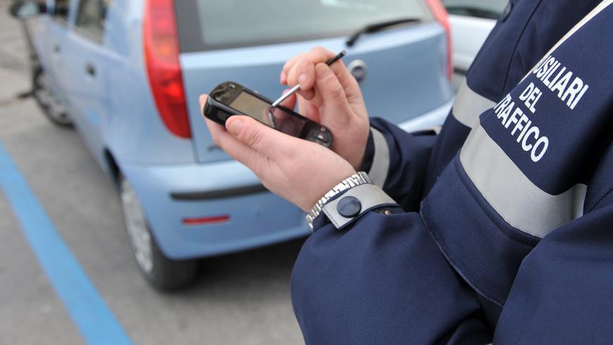 Più poteri per gli ausiliari del traffico