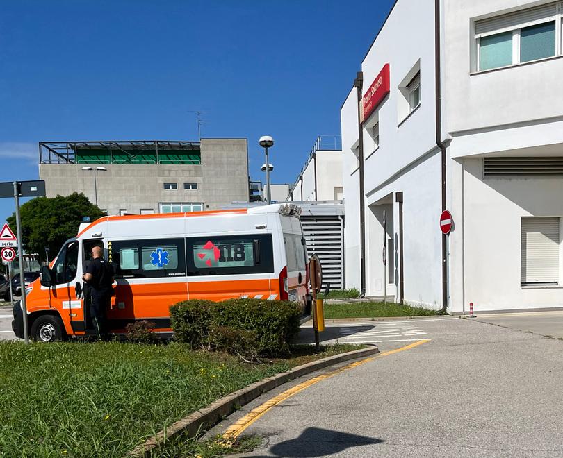 Tresigallo, un travaglio super veloce  e il bimbo nasce in ambulanza