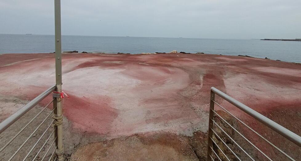 Livorno, l’isolotto dei Tre Ponti diventa “rosso”. «Lavori di messa in sicurezza»