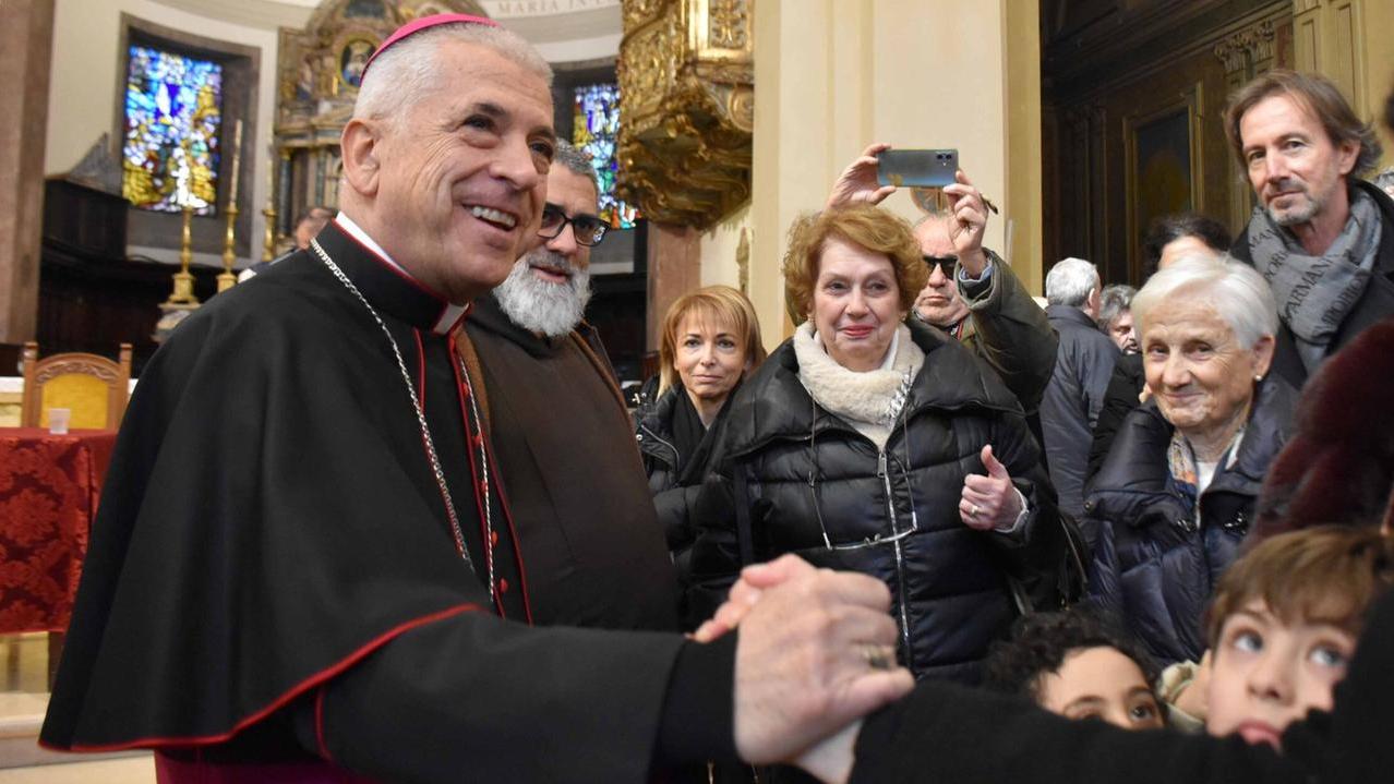 Oggi Sassari accoglie il nuovo arcivescovo: la cerimonia, gli orari e le strade chiuse